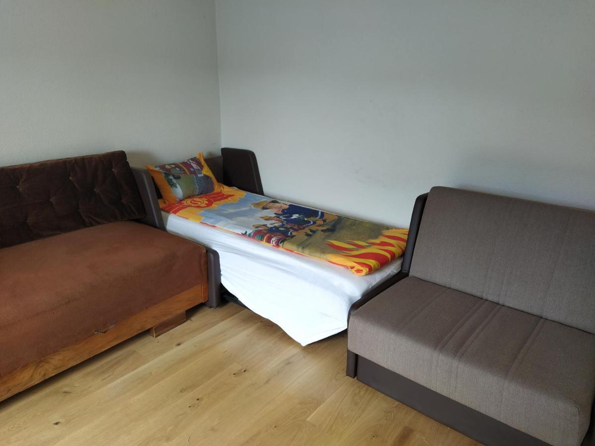 Apartmaji Maln 돌레니스케토플리체 외부 사진