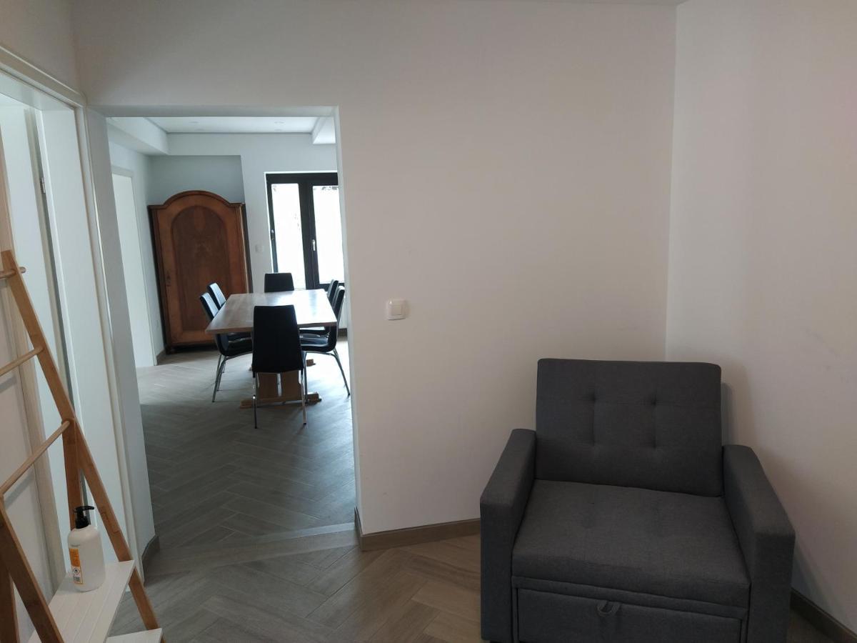 Apartmaji Maln 돌레니스케토플리체 외부 사진