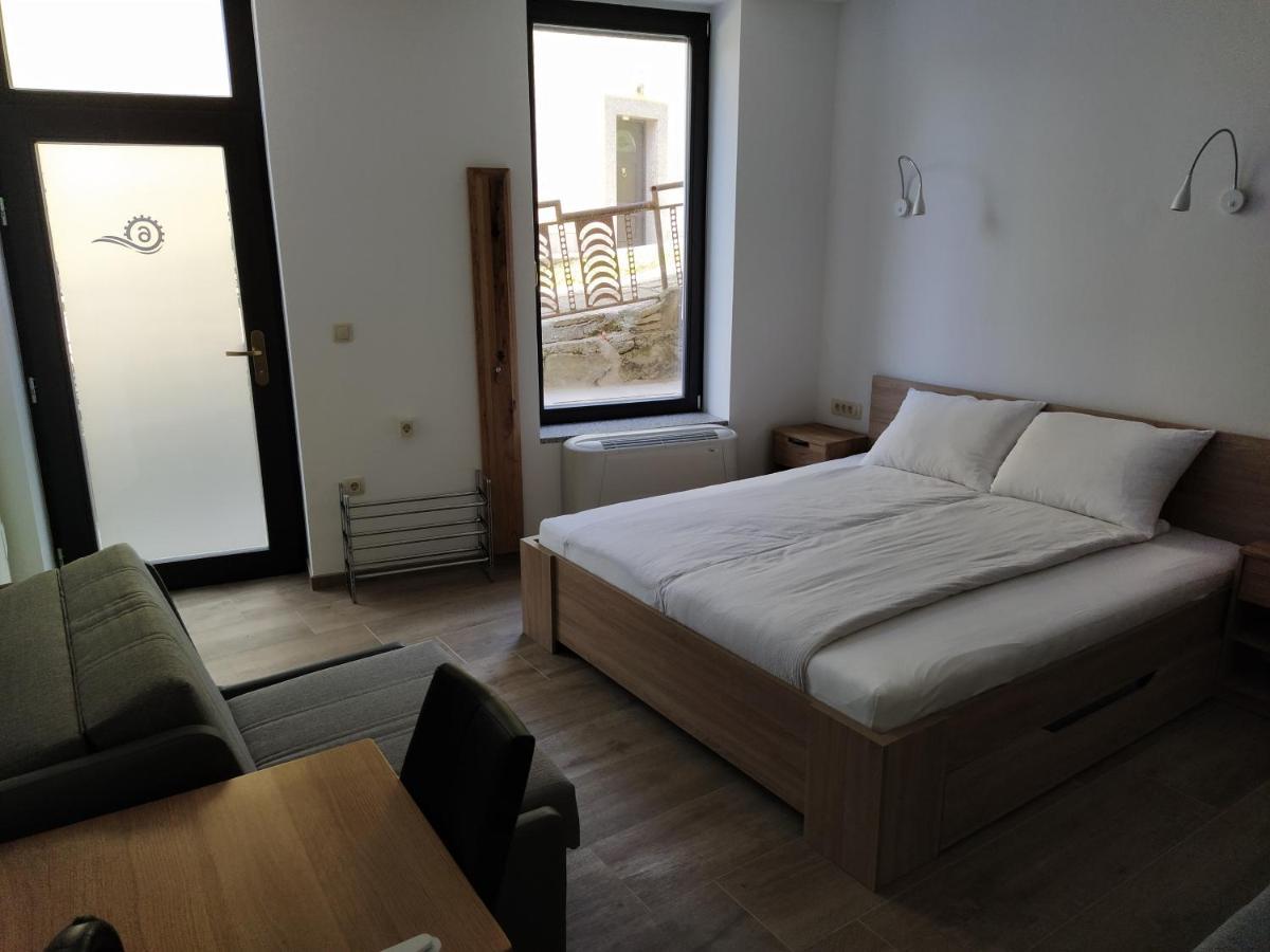 Apartmaji Maln 돌레니스케토플리체 외부 사진